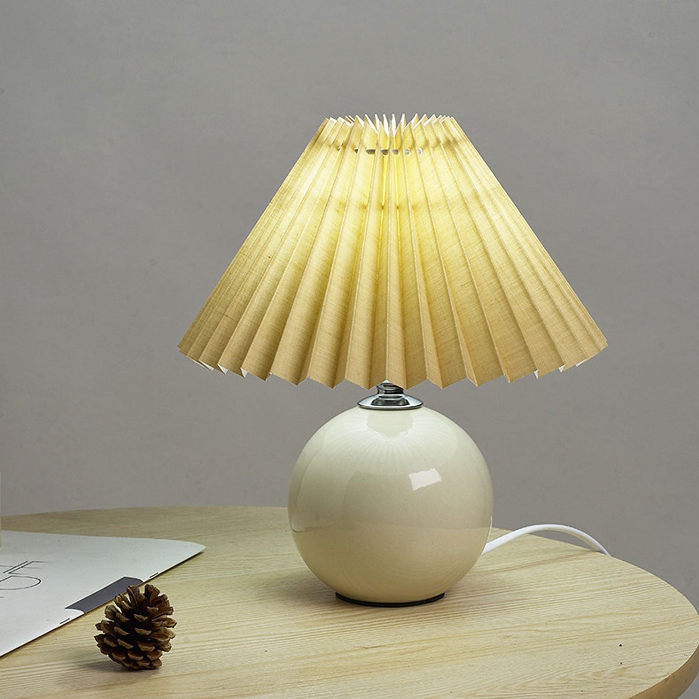 Nordic Minimalist Ceramic Pleated Table Lamp - 1-Light Design, Modern Home Decor, Scandinavian Style Lighting