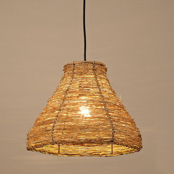 Retro Rattan Weaving Dome Pendant Light - 1-Light Hanging Fixture, Boho Chic Design, Natural Fiber, Indoor Lighting, Vintage Style, Warm Atmosphere, Decorative Ceiling Light