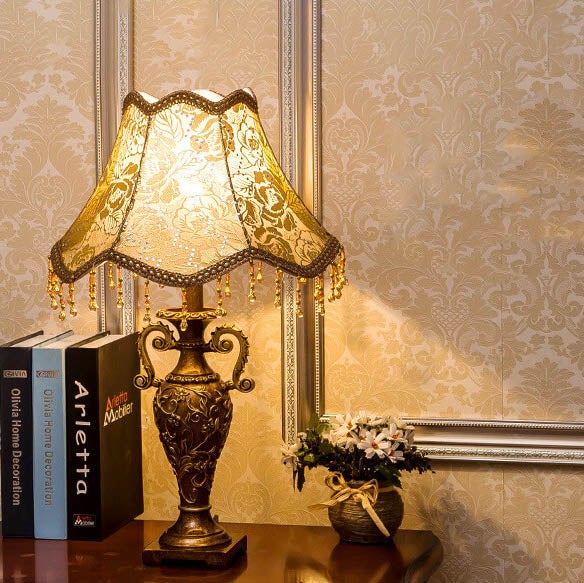 European Vintage Fabric Antique 1-Light Table Lamp - Classic Home Decor, Rustic Lighting, Vintage Style, Elegant Table Lamp