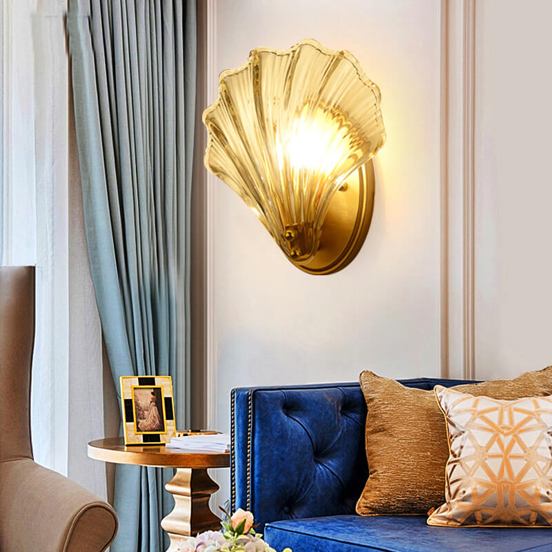 Creative Glass Shell Wall Sconce - 1-Light Lantern Style Lamp, Modern Interior Lighting, Unique Design, Home Decor Accent, Elegant Wall Fixture