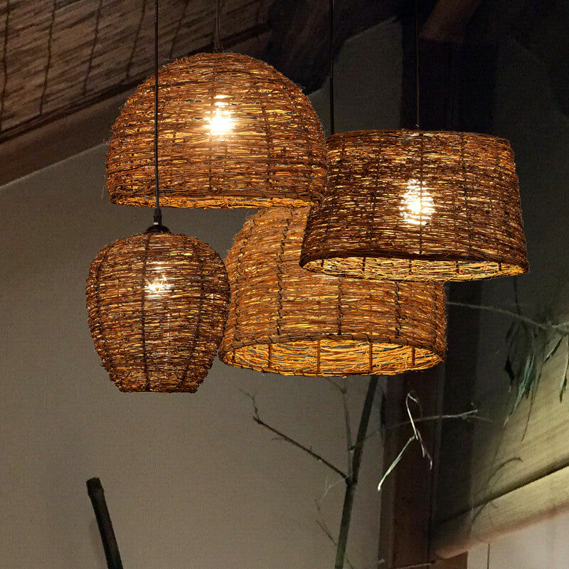 Retro Rattan Weaving Dome Pendant Light - 1-Light Hanging Fixture, Boho Chic Design, Natural Fiber, Indoor Lighting, Vintage Style, Warm Atmosphere, Decorative Ceiling Light