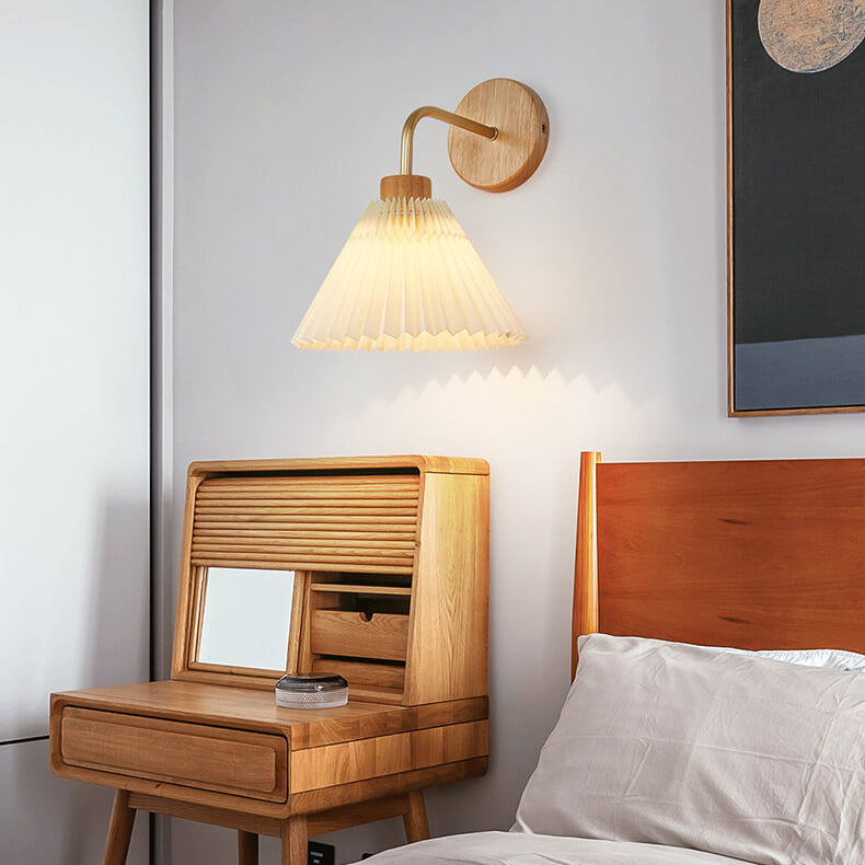 Modern Minimalist Pleated Umbrella Shade Wall Sconce Lamp - 1-Light Fixture, Contemporary Design, Elegant Home Lighting, Stylish Wall Light, Minimalist Decor, Versatile Indoor Illumination