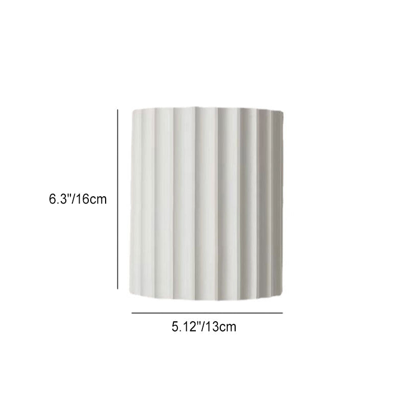 Contemporary Scandinavian Resin Half Column 2-Light Wall Sconce for Hallway

Enhance your hallway with this stylish contemporary wall sconce. Featuring a unique half column design, this 2-light fixture combines Scandinavian aesthetics with a modern resin