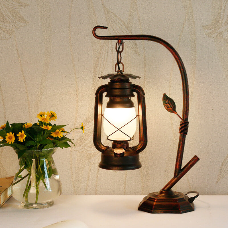 Vintage Antique Kerosene Lamp 1-Light Table Lamp, Retro Oil Lamp, Antique Style Lighting, Home Decor, Collectible Kerosene Light, Vintage Home Lighting, Unique Accent Lamp, Rustic Table Decor, Decorative Oil Lamp for Living Room, Heritage Lighting Solutio