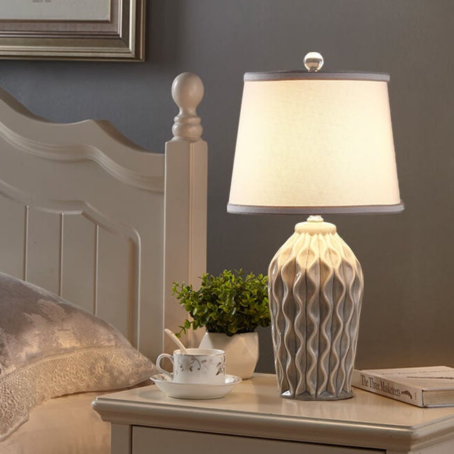 Modern Simple Fabric Ice Cracked Ceramics 1-Light Table Lamp Stylish Home Decor Bedroom Living Room Lighting Decorative Accent Lamp Contemporary Design Unique Ceramic Finish Elegant Modern Lighting Fixture