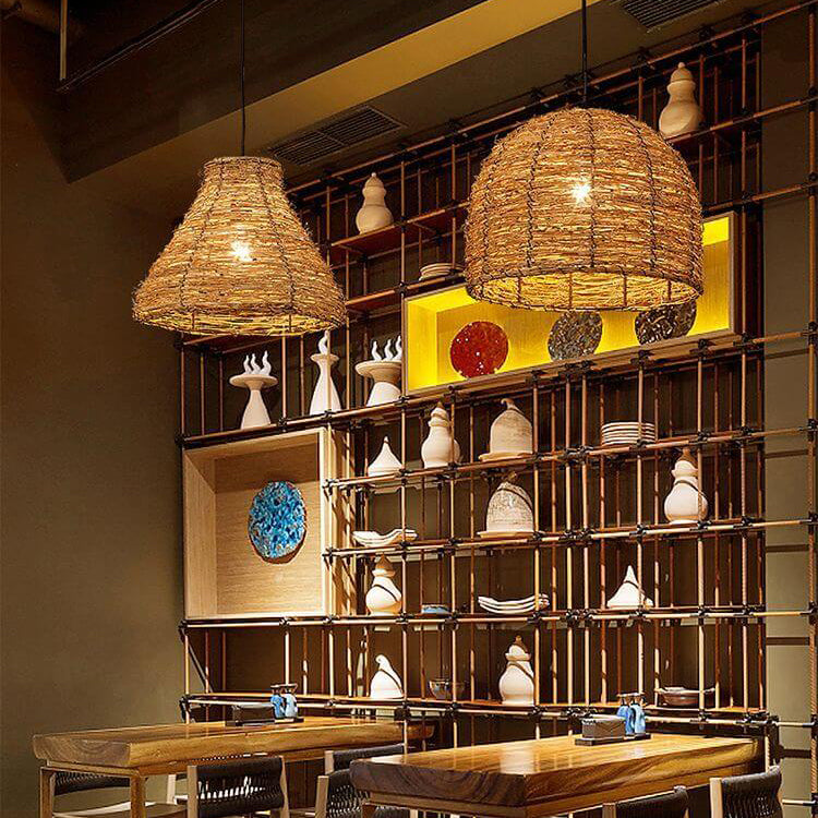 Retro Rattan Weaving Dome Pendant Light - 1-Light Hanging Fixture, Boho Chic Design, Natural Fiber, Indoor Lighting, Vintage Style, Warm Atmosphere, Decorative Ceiling Light