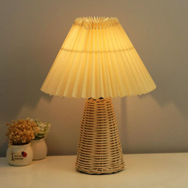 Vintage Pleated Fabric Tapered Base 1-Light Table Lamp, Retro Home Lighting, Stylish Accent Lamp for Living Room, Bedroom Decor, Mid-Century Modern Design, Unique Nightstand Light, Elegant Pleat Lampshade, Warm Lighting for Cozy Atmosphere, Decorative Tab