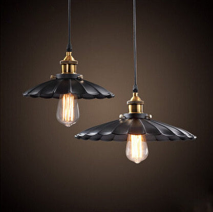 Vintage Industrial Iron Scalloped Shade Pendant Light, 1-Light Hanging Fixture, Retro Home Decor Lighting