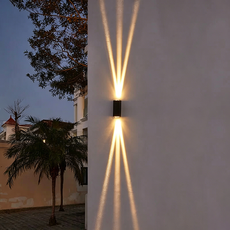 Modern Minimalist Aluminum LED Outdoor Wall Sconce for Patio Lighting