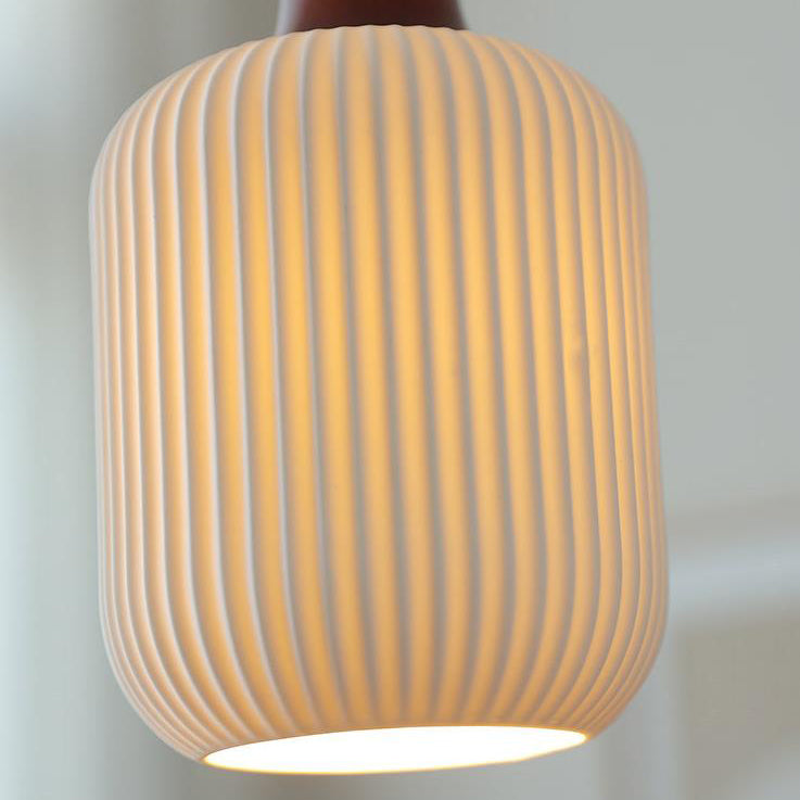 Traditional Japanese Pleated Round Dome Pendant Light - Ceramic & Wood Design for Living Room & Bedroom