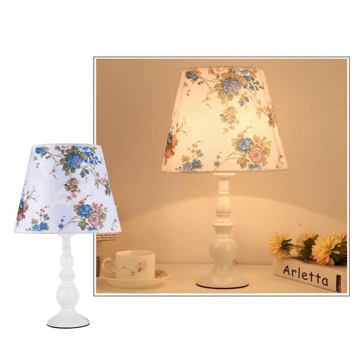 Modern Floral Iron Vase Base Table Lamp - 1-Light Design, Stylish Home Decor, Elegant Lighting, Contemporary Floral Accent, Adjustable Brightness Option