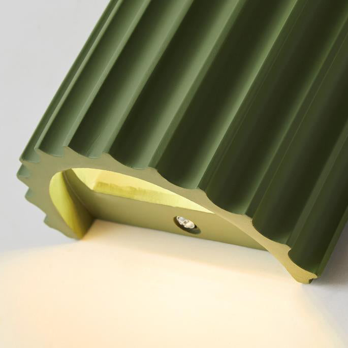 Contemporary Scandinavian Resin Half Column 2-Light Wall Sconce for Hallway

Enhance your hallway with this stylish contemporary wall sconce. Featuring a unique half column design, this 2-light fixture combines Scandinavian aesthetics with a modern resin