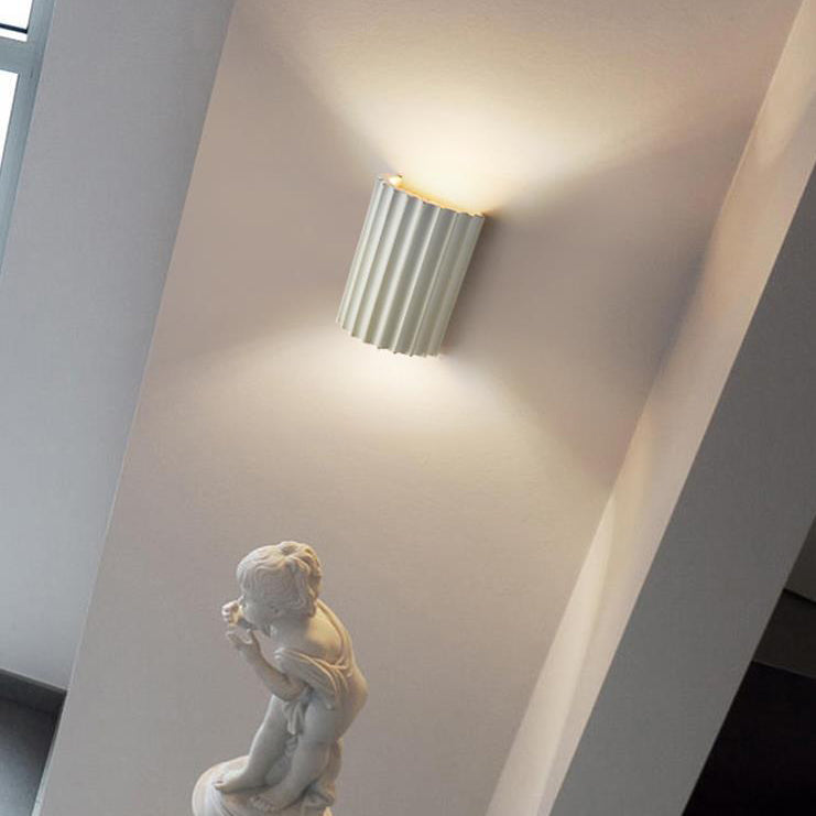 Contemporary Scandinavian Resin Half Column 2-Light Wall Sconce for Hallway

Enhance your hallway with this stylish contemporary wall sconce. Featuring a unique half column design, this 2-light fixture combines Scandinavian aesthetics with a modern resin
