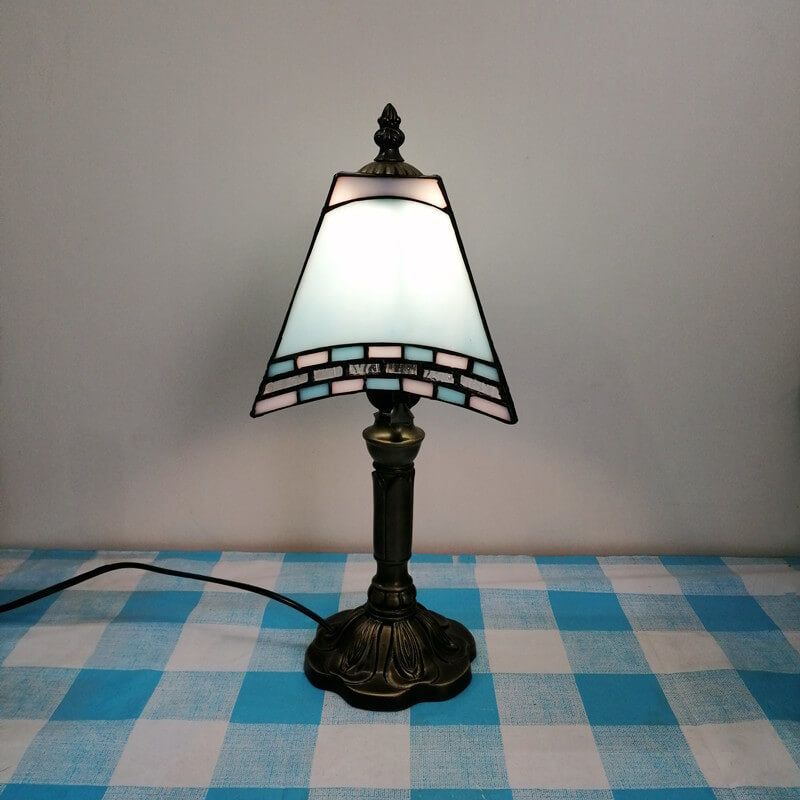 Traditional Tiffany Square Stained Glass Table Lamp - 1-Light Iron Fixture for Bedroom Decor