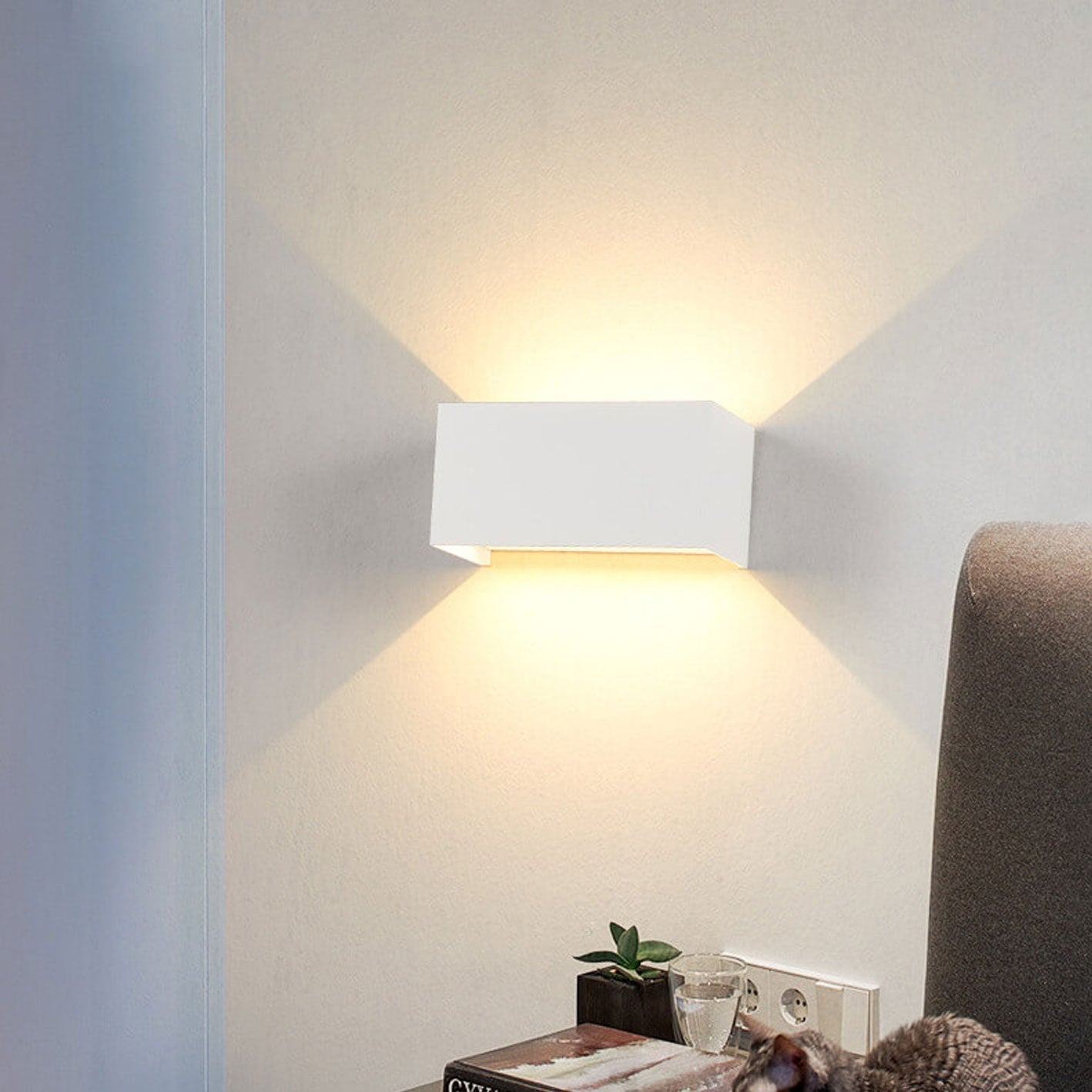 Modern Outdoor Waterproof Rectangular LED Wall Sconce – Up and Down Illumination