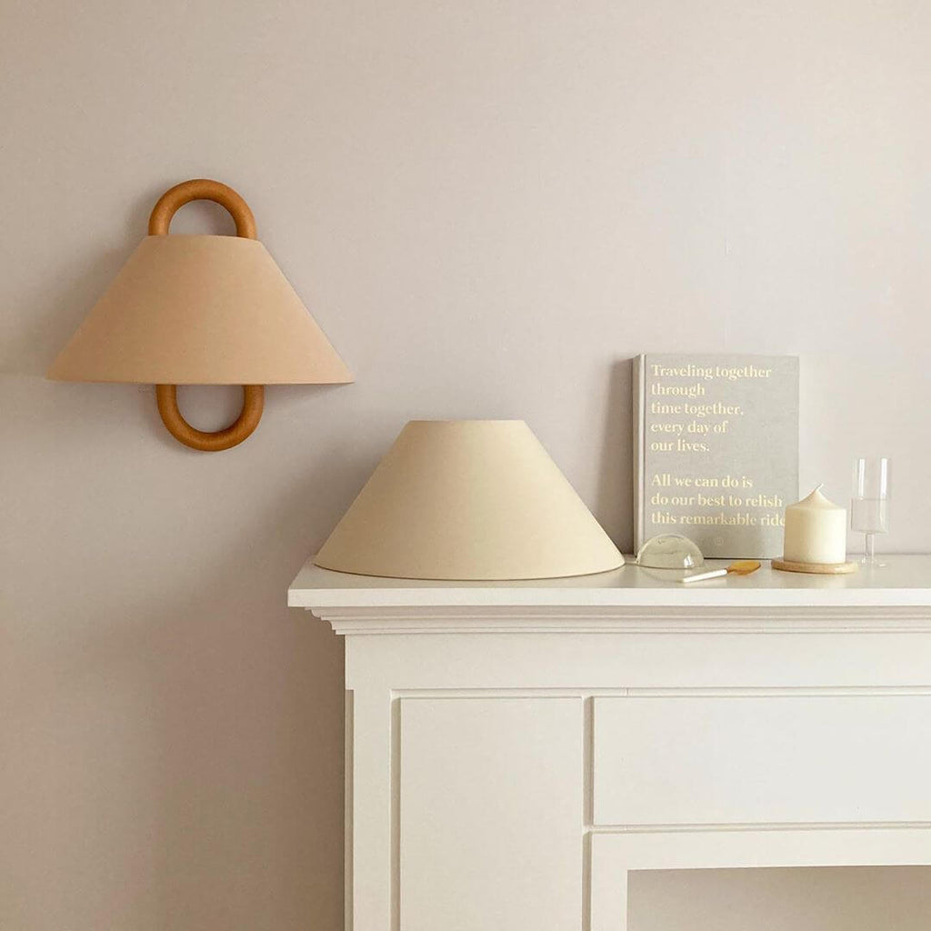 Modern Solid Wood Pleated Semi-Circle 1-Light Wall Sconce Lamp