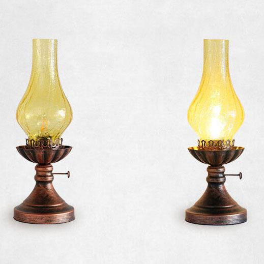 Vintage Kerosene Oil Lamp Table Light - Antique Decor, Rustic Home Lighting, Classic 1-Light Design