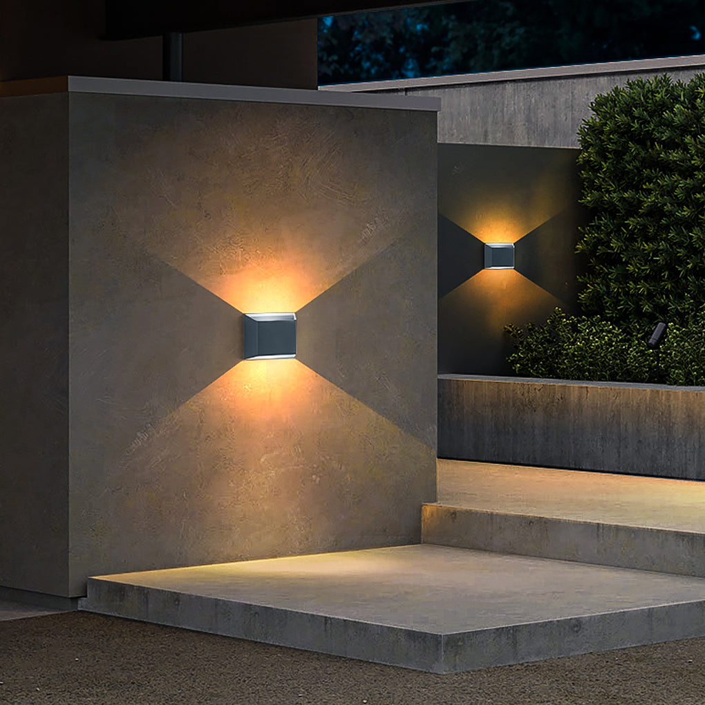 Modern Minimalist Waterproof LED Wall Light for Outdoor Villa Garden