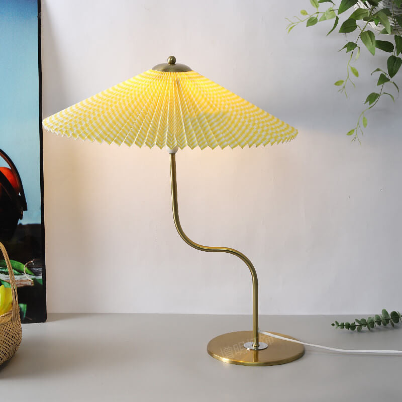 Retro Pleated Umbrella Shaped 1-Light Decorative Table Lamp, Vintage Table Lamp, Stylish Home Lighting, Mid-Century Modern Lamp, Unique Desk Lamp, Decorative Lighting for Living Room, Bedroom Table Lamp, Chic Accent Lamp, Bohemian Decor, Artistic Light Fi