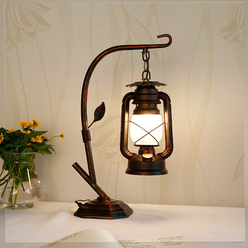 Vintage Antique Kerosene Lamp 1-Light Table Lamp, Retro Oil Lamp, Antique Style Lighting, Home Decor, Collectible Kerosene Light, Vintage Home Lighting, Unique Accent Lamp, Rustic Table Decor, Decorative Oil Lamp for Living Room, Heritage Lighting Solutio