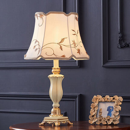 Round Fabric Resin Base Classical 1-Light Table Lamp, Modern Lighting Fixture, Home Decor Table Lamp, Elegant Nightstand Lamp, Living Room Lighting, Bedroom Lamps, Decorative Accent Lamp, Stylish Resin Base, Versatile Table Light for Any Room
