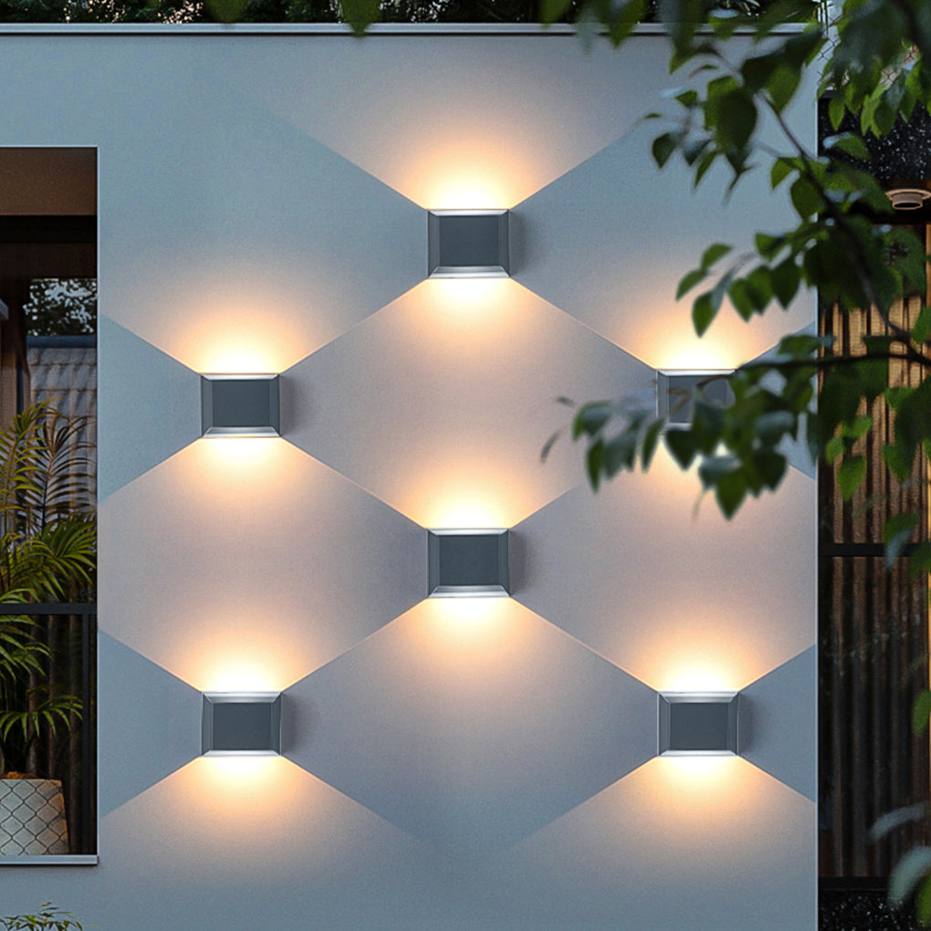 Modern Minimalist Waterproof LED Wall Light for Outdoor Villa Garden