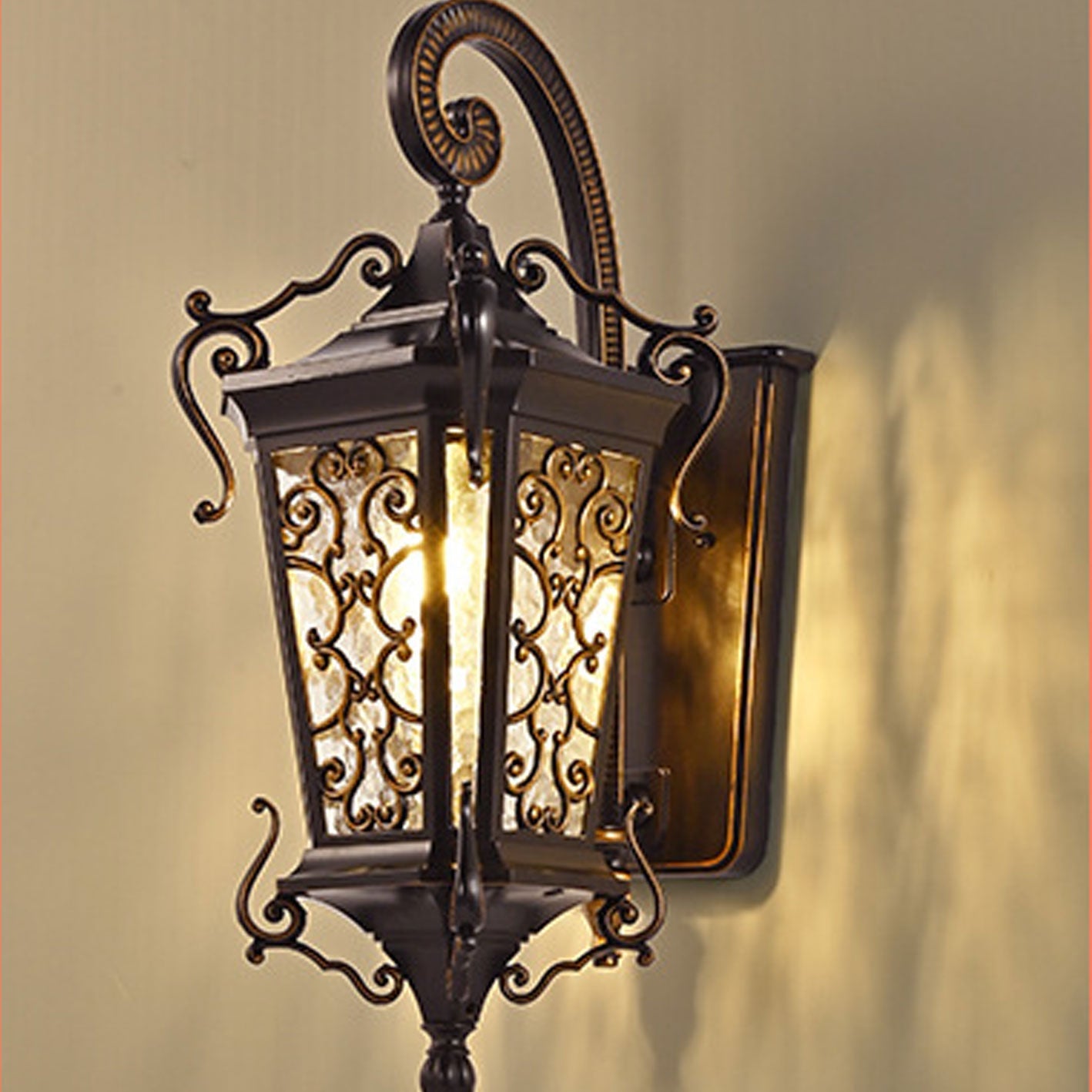 European Palace Outdoor Waterproof Wall Sconce Lamp - 1-Light Decorative Fixture for Gardens and Patios