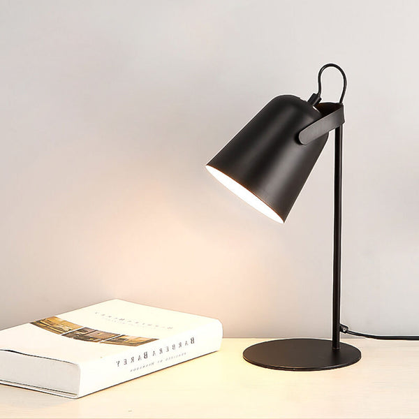 Nordic Macaron Iron Bucket 1-Light Table Lamp - Creative Colorful Design for Home Decor and Modern Aesthetics