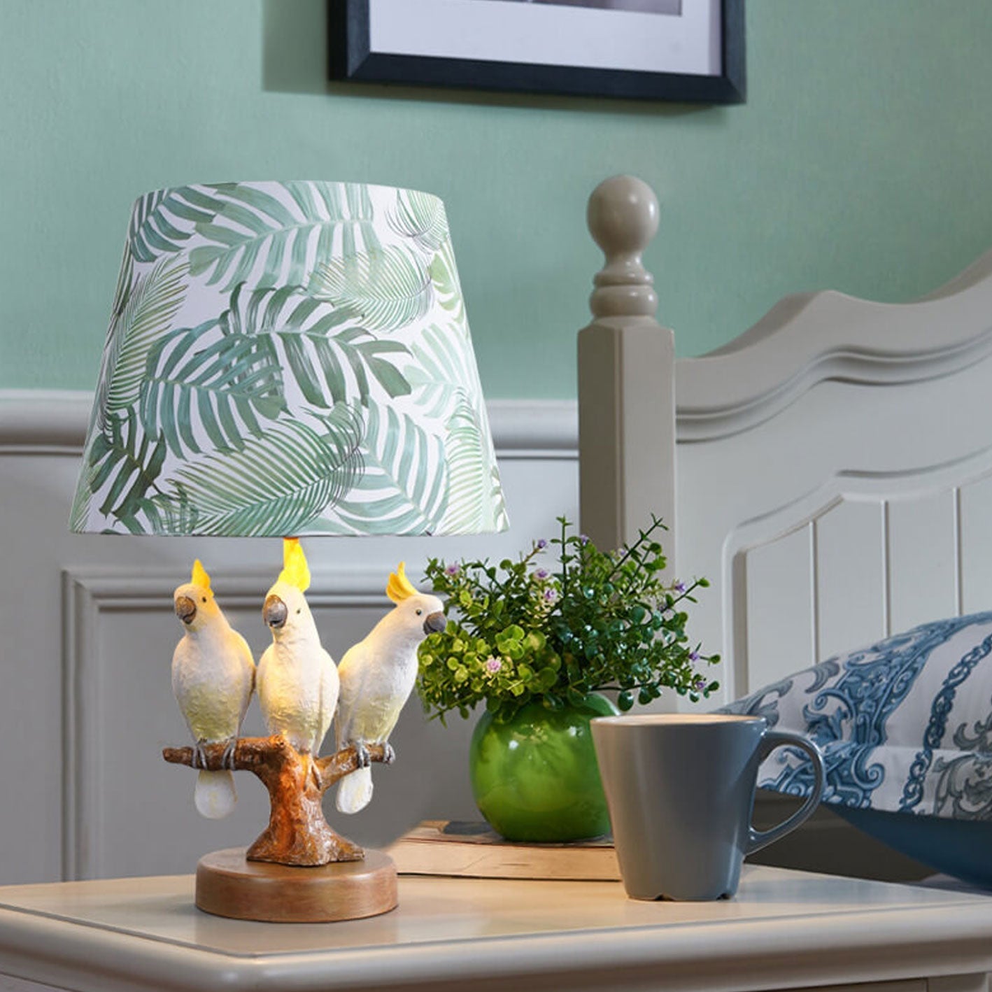 Nordic Leaf Fabric Resin Bird Design 1-Light Table Lamp - Modern Scandinavian Home Decor, Stylish Accent Lighting for Living Room, Bedroom, and Office, Unique Bird Motif, Contemporary Lamp Shade, Artisan Table Lighting Solutions