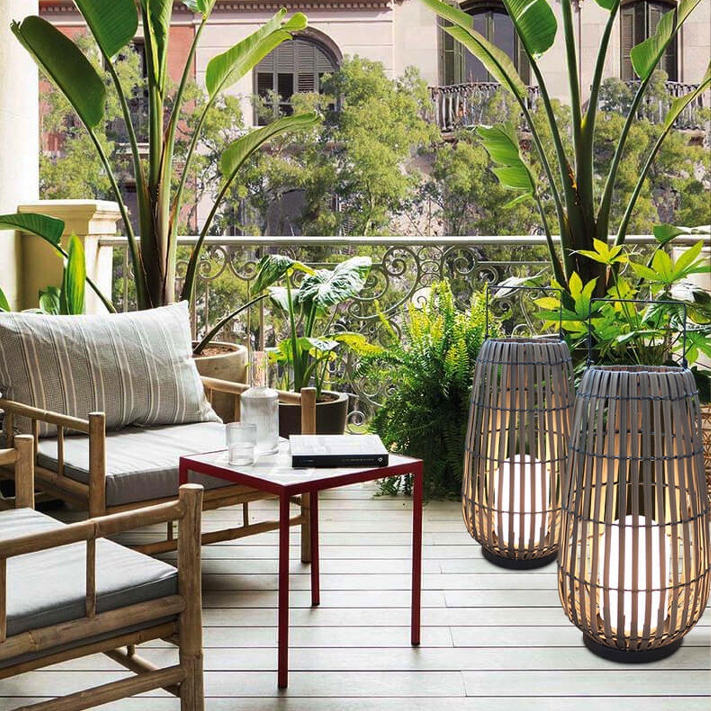 Modern Rattan Weaving Oval Outdoor Waterproof Floor Lamp