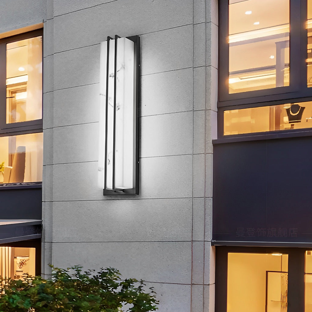 Minimalist Waterproof LED Outdoor Wall Light - Black Modern Design