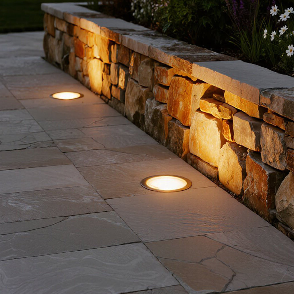 In-Ground Minimalist LED Lights for Landscape Lighting