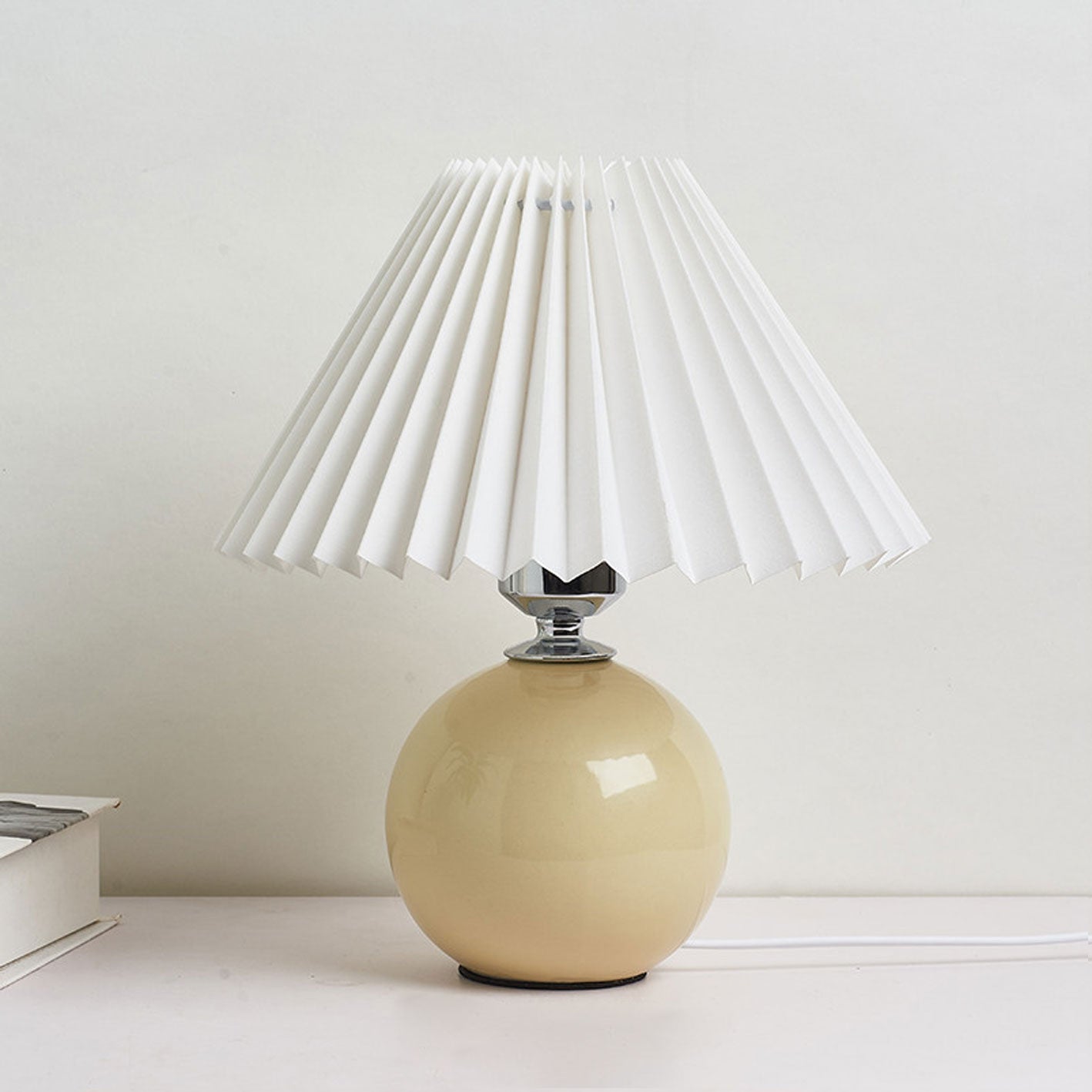 Nordic Minimalist Ceramic Pleated 1-Light Table Lamp, Modern Home Decor Lighting, Scandinavian Design Accent Lamp, Elegant Ceramic Nightstand Light, Stylish LED or Incandescent Table Lamp, Chic Indoor Lighting Fixture, Contemporary Pleated Shade Lamp, Bes
