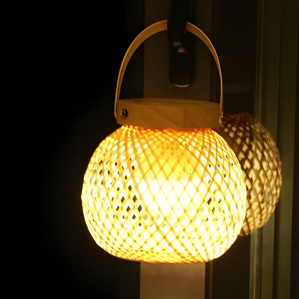 Rustic Bamboo Lantern Table Lamp with Handle – Portable Woven Design for Home Decor and Outdoor Use