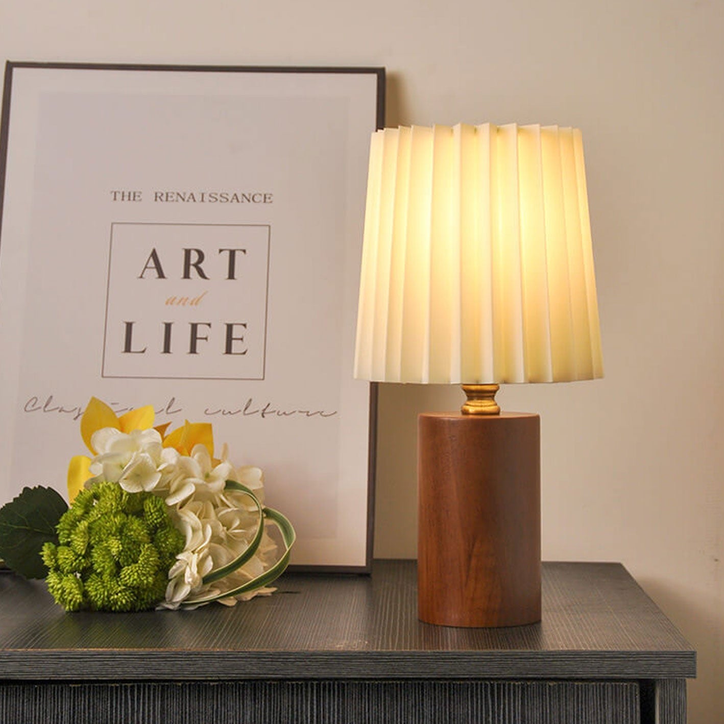 Vintage Korean Pleated Column Wooden Base Table Lamp - 1-Light Design