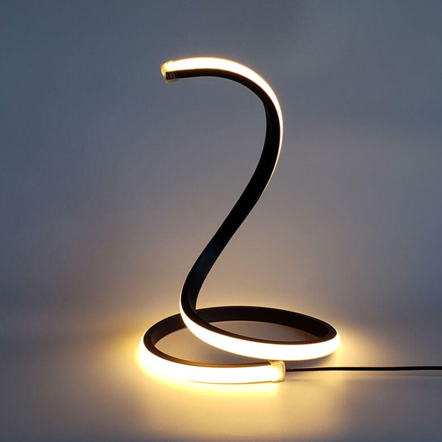 Modern Creative Snake Shape LED Touch Dimming Table Lamp, Adjustable Brightness Desk Light, Flexible Curved Design, USB Rechargeable, Stylish Bedroom Decor, Unique Nightstand Lighting, Home Office Desk Lamp, Contemporary Interior Lighting, Energy-Efficien
