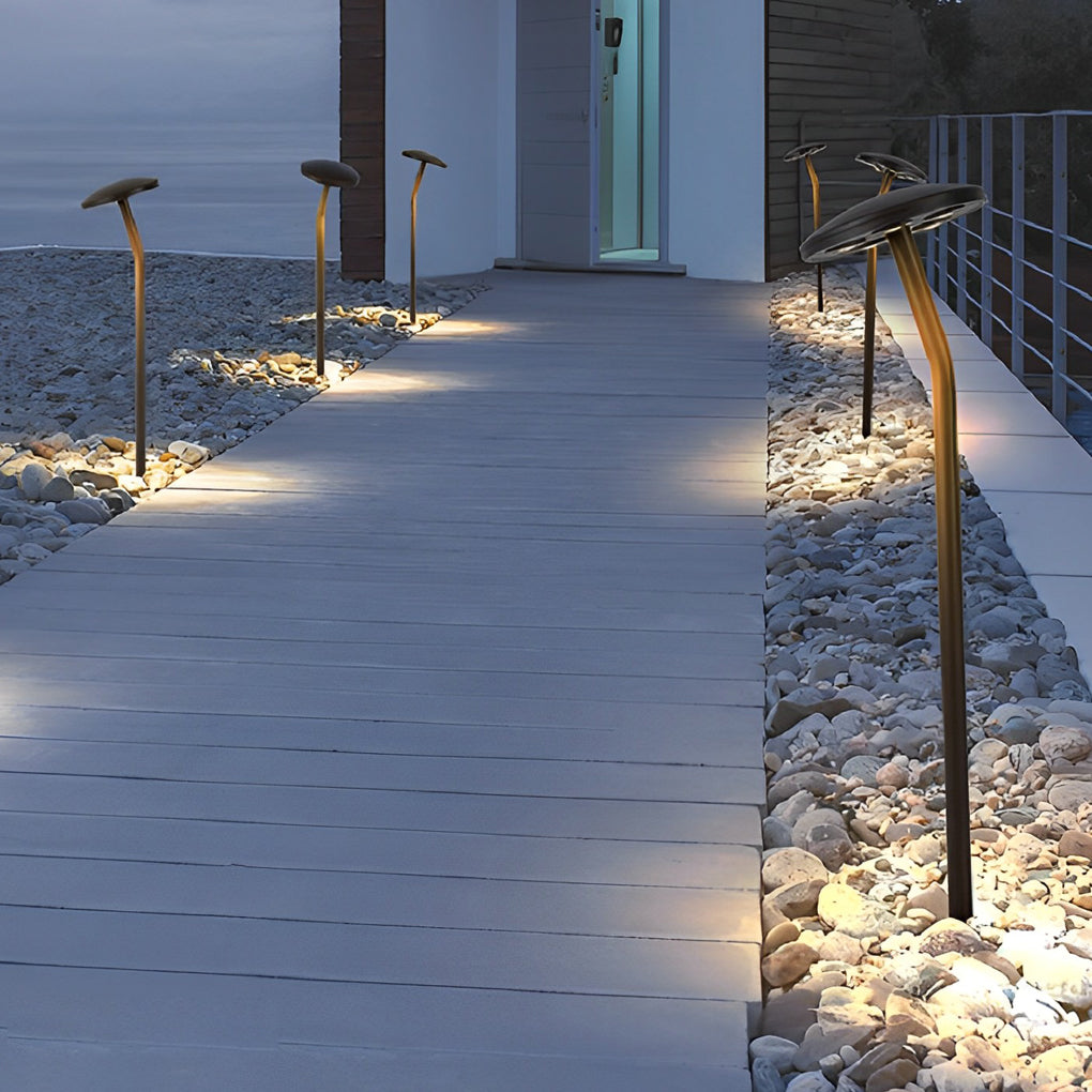 Charming Mushroom-Shaped LED Lawn Light - Stylish Pathway Lighting for Garden & Landscape