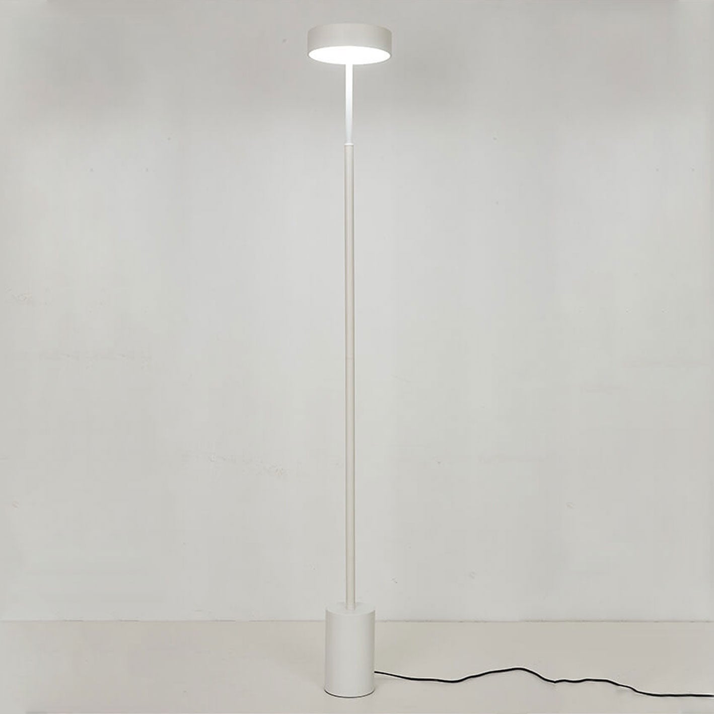Nordic Minimalist Column LED Floor Lamp - Modern Design, Adjustable Brightness, Energy Efficient Lighting