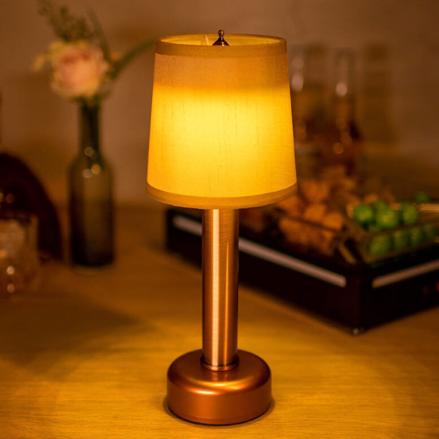 Vintage Linen Iron LED Rechargeable Table Lamp Elegant Home Decor Mid Century Modern Lighting Rechargeable Bedside Lamp with Fabric Shade Stylish Battery-Powered Desk Light for Bedroom Living Room Office Décor Nightstand Accent Light