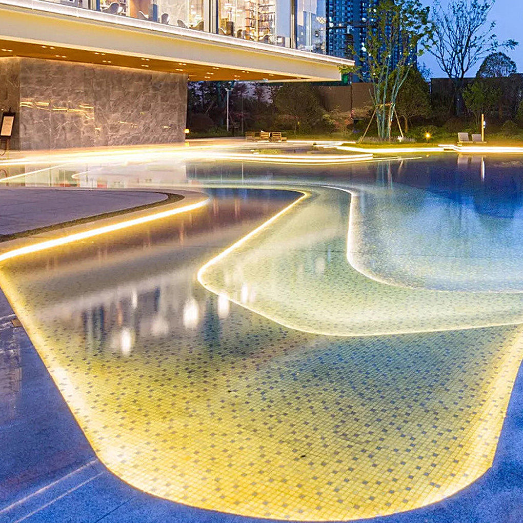 Flexible Waterproof Starry Solar LED Strip Lights for Outdoor Use