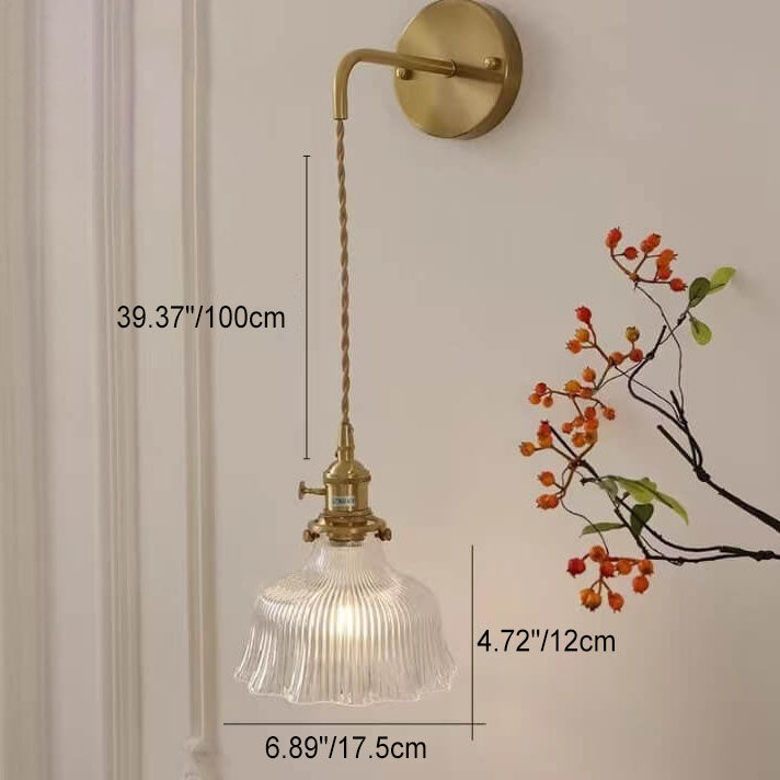 Nordic Modern Minimalist Copper Glass Wall Sconce Lamp - 1-Light Floral Design