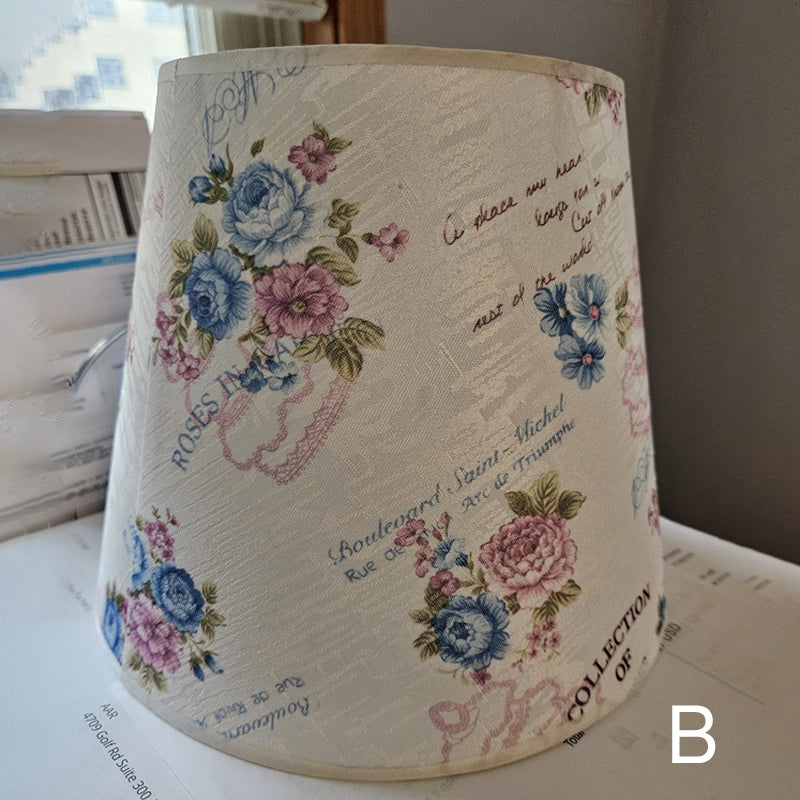 Modern Floral Iron Vase Base Table Lamp - 1-Light Design, Stylish Home Decor, Elegant Lighting, Contemporary Floral Accent, Adjustable Brightness Option