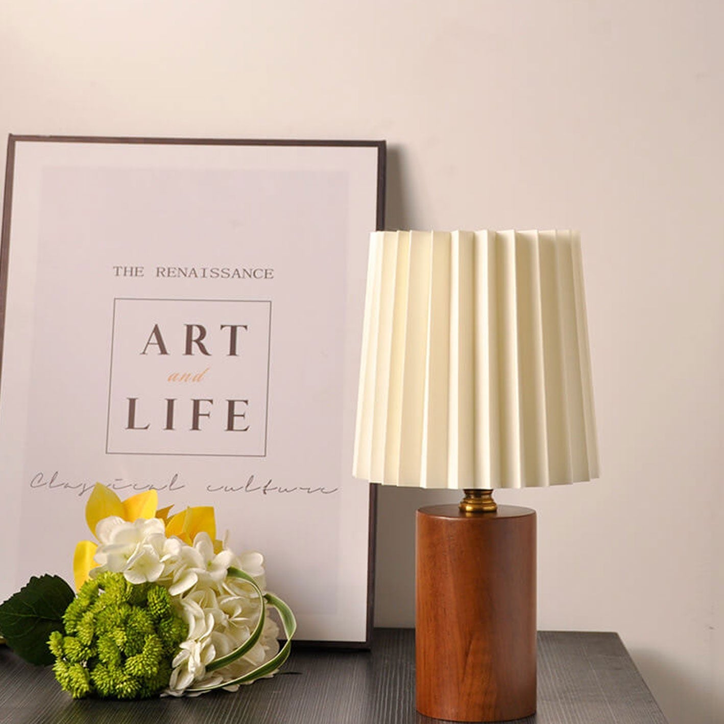 Vintage Korean Pleated Column Wooden Base Table Lamp - 1-Light Design