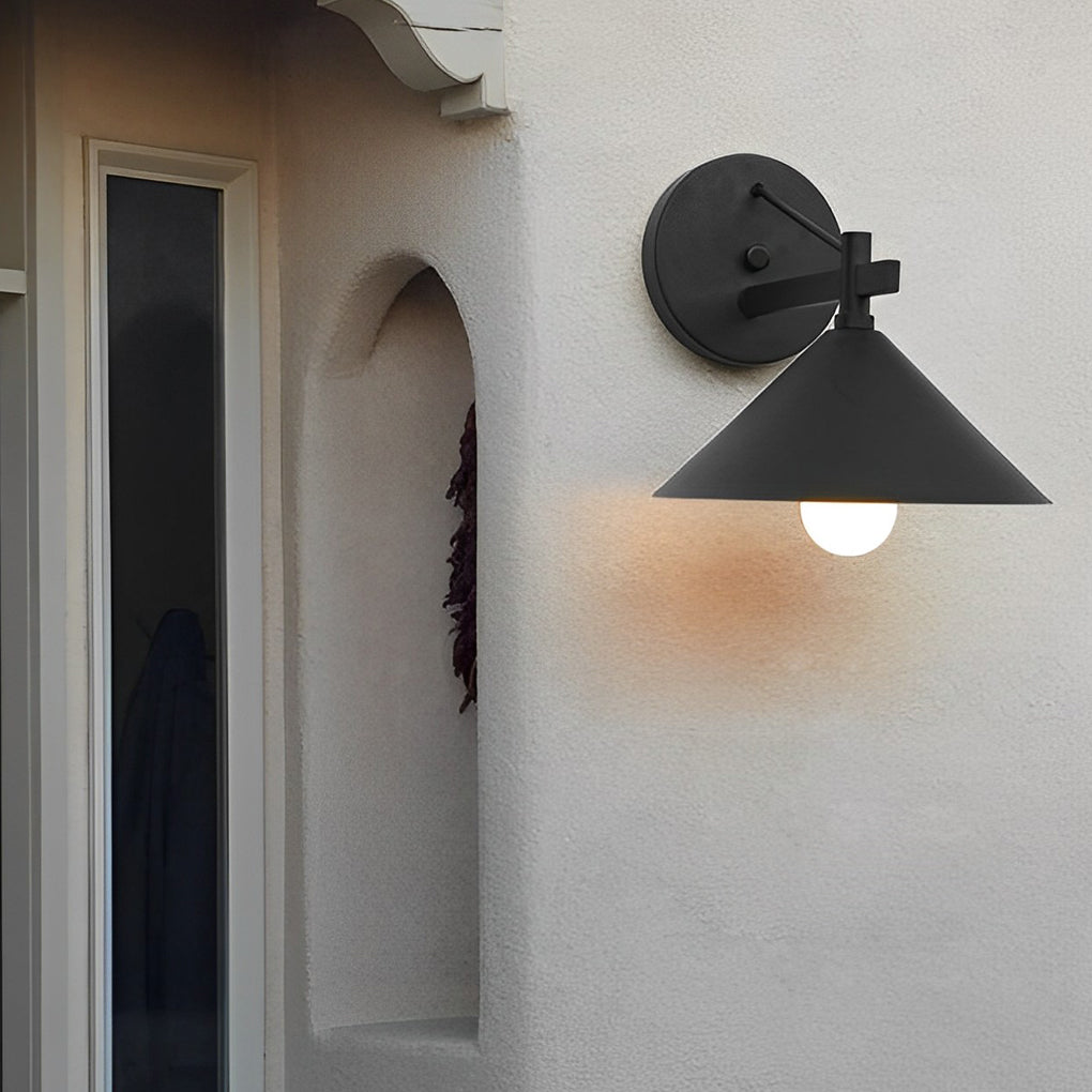 Conical Retro American Outdoor Waterproof Wall Sconce Light 

Illuminate your outdoor spaces with this stylish conical wall sconce. Designed in a classic American retro style, this waterproof lighting fixture is perfect for patios, gardens, and entryways.
