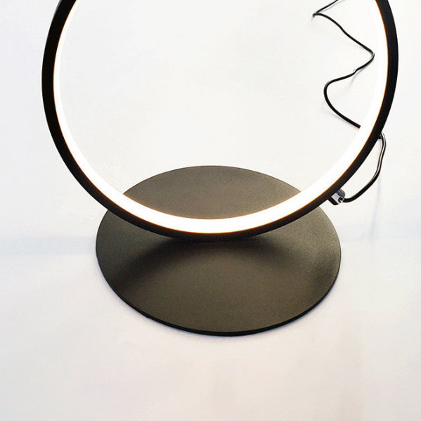 Contemporary Five Circles LED Floor Lamp - Aluminum & Iron Design for Living Room