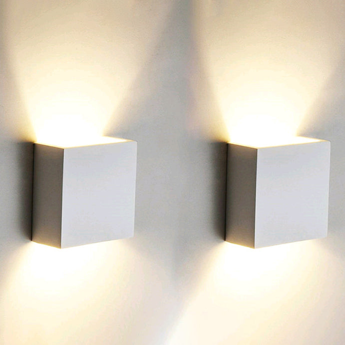 Modern Minimalist Aluminum Waterproof LED Wall Sconce for Living Room