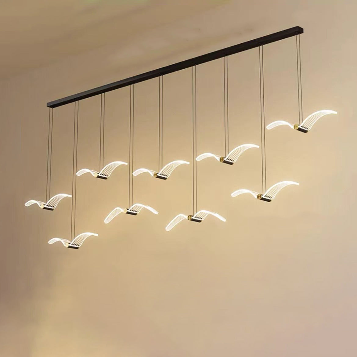 Contemporary Seagull Acrylic LED Pendant Light for Dining Room  

Elevate your dining experience with our Contemporary Seagull Iron Acrylic LED Pendant Light. This modern fixture combines artistic design with energy-efficient LED technology, perfect for a
