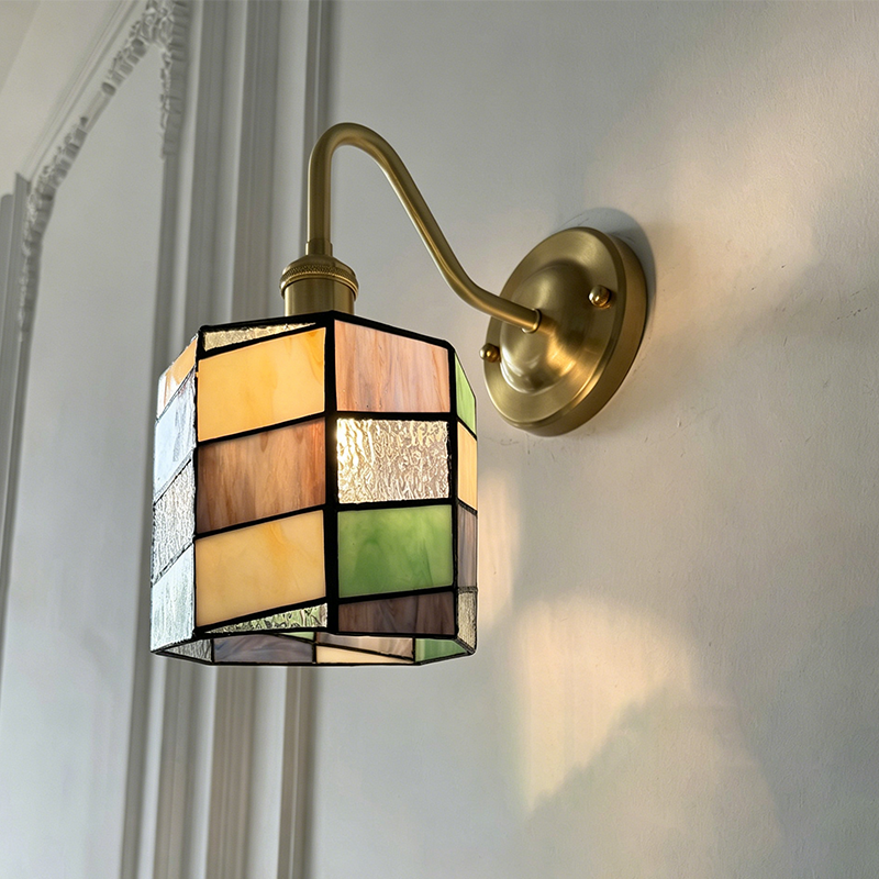 Traditional Tiffany Round Copper Glass Wall Sconce Lamp for Living Room