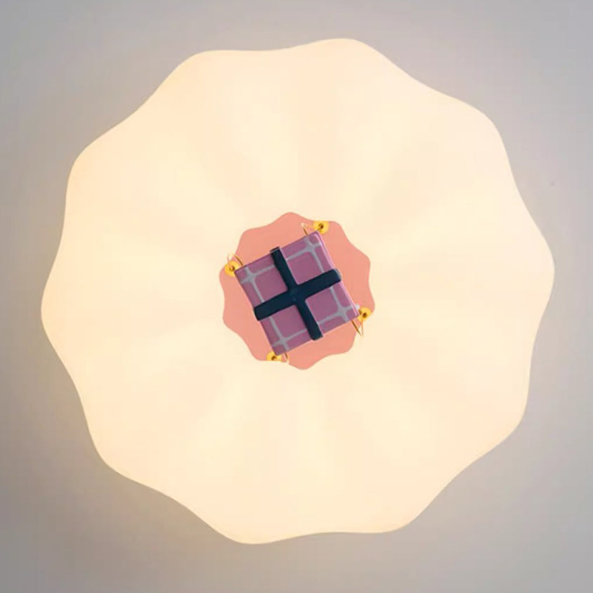 Contemporary Creative Iron Acrylic Resin Cloud Shape LED Flush Mount Ceiling Light for Girl's Bedroom Modern Ceiling Fixture Unique Design Kids Room Lighting Cute Cloud Lamp Bright Ceiling Decor Childrens Light Fixture Dreamy Bedroom Illumination Stylish
