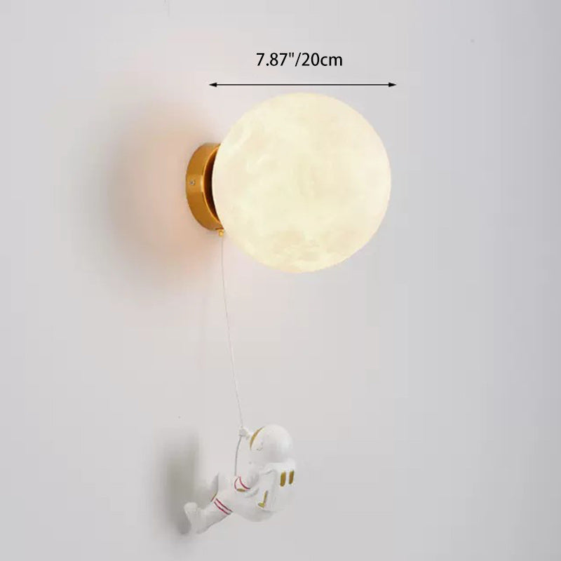 Modern Art Deco PLA Resin Iron Astronaut Planet Design 1-Light Wall Sconce Lamp for Bedroom & Living Room, Unique Decorative Lighting Fixture, Contemporary Space Themed Wall Light, Stylish Astronaut Decor, Home Aesthetic Wall Sconces, Trendy Bedroom Light